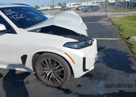 2025 BMW X5 Sdrive40I z USA, uszkodzony, nr VIN 5UX13EU09S9Z84720